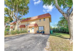 7000 NW 169th St, Hialeah, FL 33015, Sold 06/04/25