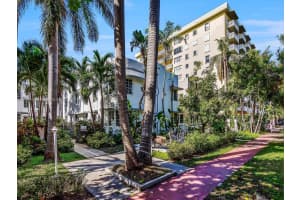 1000 Meridian Ave 15, Miami Beach