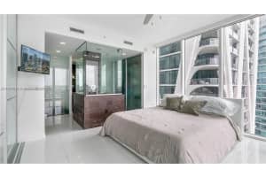 Ten Museum Park, 1040 Biscayne Blvd, Miami, FL 33132, Sold 02/28/25
