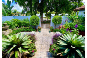 1524 39th St West Palm Beach, FL 33407 - MLS#A11720746