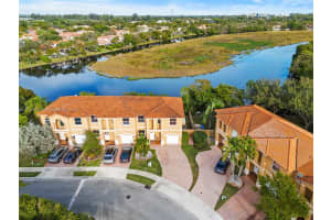 703 NW 135th Ave, Pembroke Pines, FL 33028, Sold 02/27/25