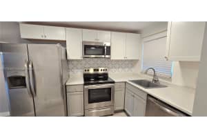 8350 Sunrise Lakes Blvd, Sunrise, FL 33322, Sold 04/17/25