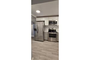 8350 Sunrise Lakes Blvd, Sunrise, FL 33322, Sold 04/17/25