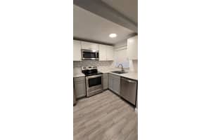 8350 Sunrise Lakes Blvd, Sunrise, FL 33322, Sold 04/17/25