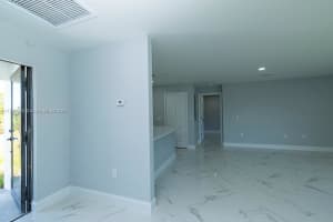 1302 Hibiscus Ave, Lehigh Acres, FL 33972, Sold 05/29/25