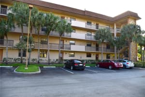 4960 E Sabal Palm Blvd, Tamarac, FL 33319, Sold 05/27/25