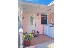 3240 Nw 3rd Ave Miami, FL 33127 - MLS#A11720891