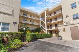 2871 Somerset Dr APT 102, Lauderdale Lakes, FL 33311, - MLS#A11720928