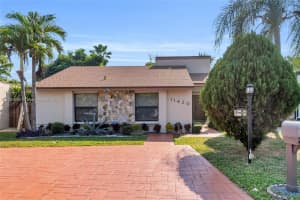 11420 SW 34th Ln, Miami, FL 33165, Sold 08/13/25