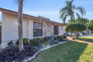 11420 SW 34th Ln, Miami, FL 33165, Sold 08/13/25