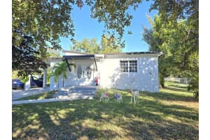 571 Raven Ave, Miami Springs