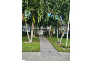 564 Durham Cir t 564, Deerfield Beach, FL 33442, - MLS#A11721167