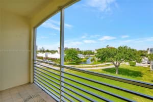 608 NE 2nd St, Dania Beach, FL 33004, Sold 04/07/25