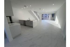 1044 NE 18th Ave, Fort Lauderdale, FL 33304, Sold 04/21/25