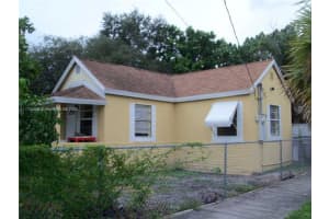 800 Phippen Waiters Rd, Dania Beach, FL 33004, Sold 04/01/25