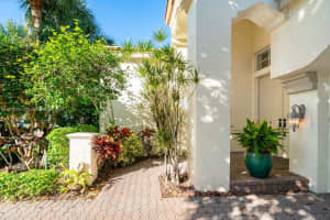 8729 Via Brilliante, Wellington, FL 33411, Sold 04/30/25