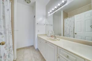 2733 NE 3rd Ct, Homestead, FL 33033, Sold 04/24/25