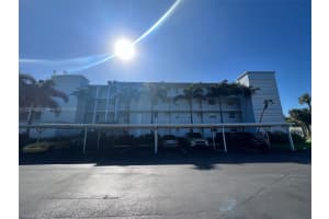 689 NE 6th Ct Apartment 108, Boynton Beach, FL 33435, - MLS#A11721435