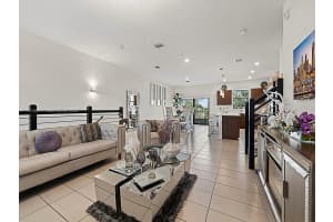 10467 NW 82nd St, Doral, FL 33178, Sold 04/29/25