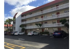 3531 Inverrary Dr 401, Lauderhill
