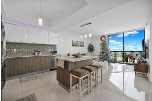 5252 NW 85th Ave, Doral, FL 33166, Sold 07/22/25