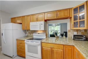 7000 Nova Dr APT 204E, Davie, FL 33317, Sold 09/09/25