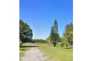817 Trident Ct Sebring, FL 33876 - MLS#A11721824