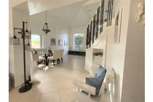 5323 Nw 109th Ct Doral, FL 33178 - MLS#A11721875