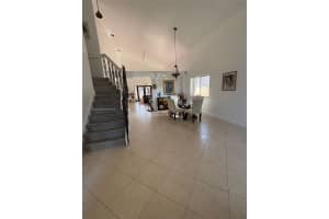 5323 Nw 109th Ct Doral, FL 33178 - MLS#A11721875