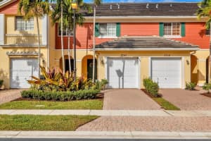 7727 Deercreek Ct, Davie, FL 33328, Sold 04/28/25
