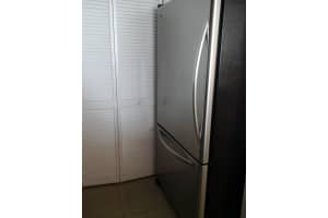 244 Biscayne Blvd, Miami, FL 33132, Sold 04/29/25