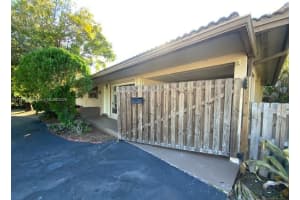 4687 NE 18th Ave, Oakland Park, FL 33334, Sold 02/12/25