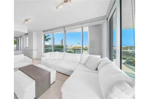 900 Biscayne Blvd, Miami, FL 33132, Sold 02/21/25