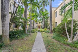 1572 Meridian Ave, Miami Beach, FL 33139, Sold 03/06/25