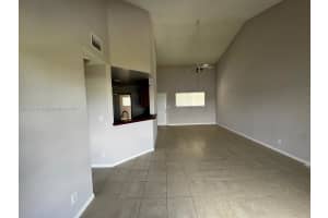 3437 NW 44th St APT 208, Lauderdale Lakes, FL 33309, - MLS#A11722149