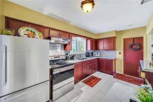 4448 SW 37th Ave, Fort Lauderdale, FL 33312, Sold 02/24/25