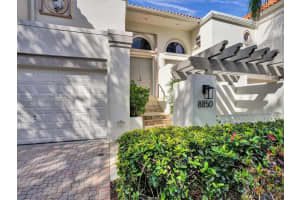 8850 SW 67th Ct, Miami, FL 33156, - MLS#A11722360