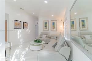 6943 W 25th Ave, Hialeah, FL 33016, Sold 07/04/25