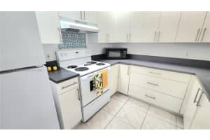 700 SW 137th Ave, Pembroke Pines, FL 33027, Sold 03/27/25