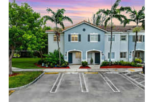 1592 SE 31st Ct, Homestead, FL 33035, Sold 02/28/25
