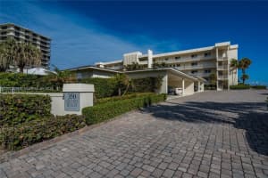 350 Beach Rd 204, Tequesta