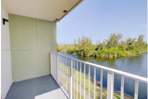 8240 SW 210th St APT 320, Cutler Bay, FL 33189, - MLS#A11722733