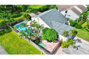 553 Goldenwood Way, Wellington, FL 33414, Sold 03/24/25