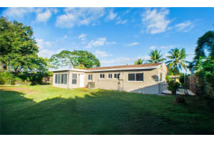 3220 NW 4th Ct, Fort Lauderdale, FL 33311, Sold 05/01/25