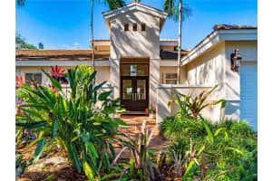 15040 SW 75th Ct, Palmetto Bay, FL 33158, Sold 02/21/25