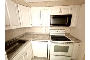 800 West Ave, Miami Beach, FL 33139, Sold 04/11/25