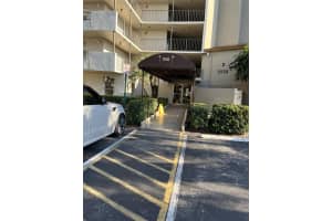 3930 Inverrary 506-d, Lauderhill