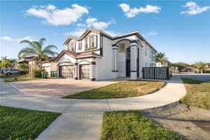 15051 Sw 18th Ter, Miami