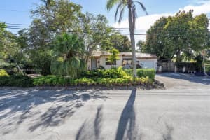 6090 SW 38th St, Miami, FL 33155, Sold 02/28/25