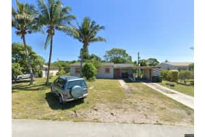 208 SW 8th Ct, Delray Beach, FL 33444, Sold 04/14/25